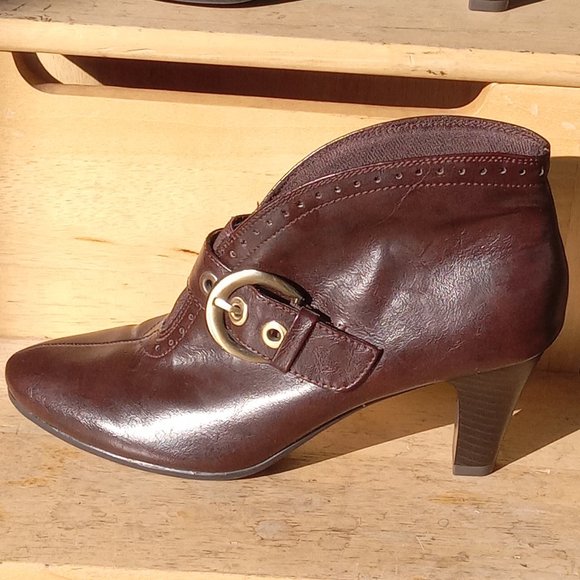 Life Stride Shoes - Brown vegan leather ankle booty with rubber soles